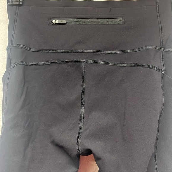 LULULEMON Pace Perfect Crop (17") Black Leggings W6aeas SIZE 6 - Picture 5 of 7